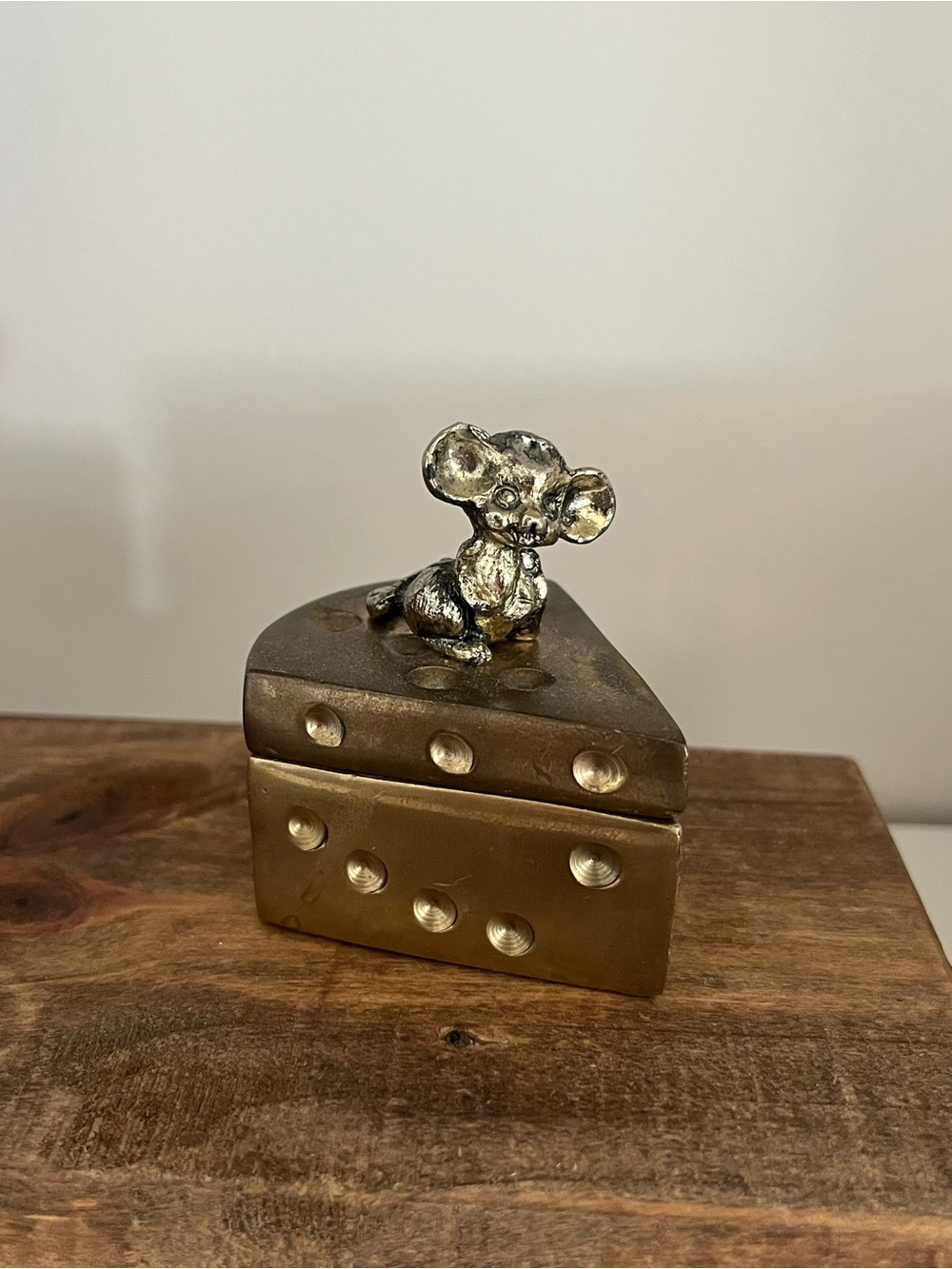 Vintage Brass Mouse on Cheese wedge Trinket Box, Taiwan Brass Ring Box, Jewelry